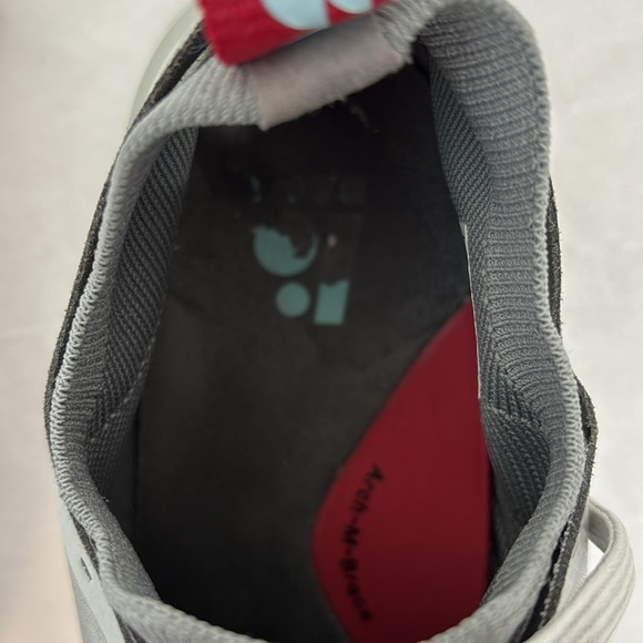 Bala Twelves Comfort Sneaker Shoe Size 8 Grey Red Nurse Work Lace Up Supportive - Picture 9 of 11